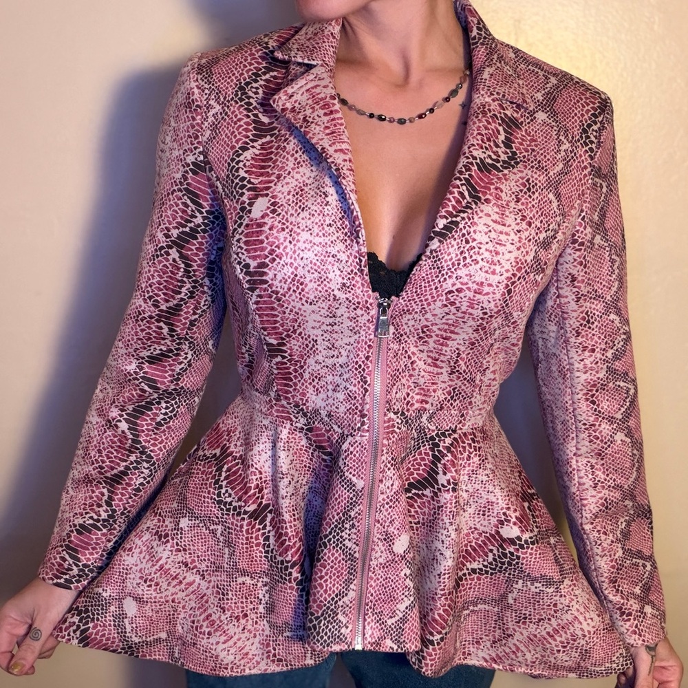 VENUS Pink Peplum Snake Print Blazer